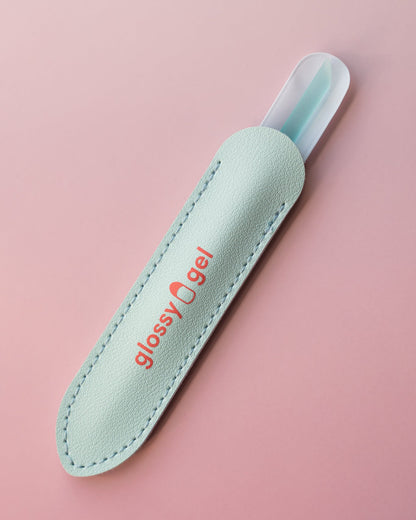 Glossy Gel Starter Kit PLUS - Naglalampi, Glossy Gel Límmiðar, Top Coat, Olíupenni, Naglaþjöl, Buffer og Gler Naglabandaýtir