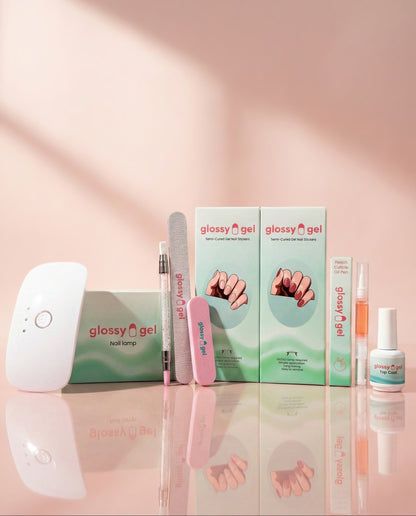 Glossy Gel Starter Kit PLUS - Naglalampi, Glossy Gel Límmiðar, Top Coat, Olíupenni, Naglaþjöl, Buffer og Gler Naglabandaýtir